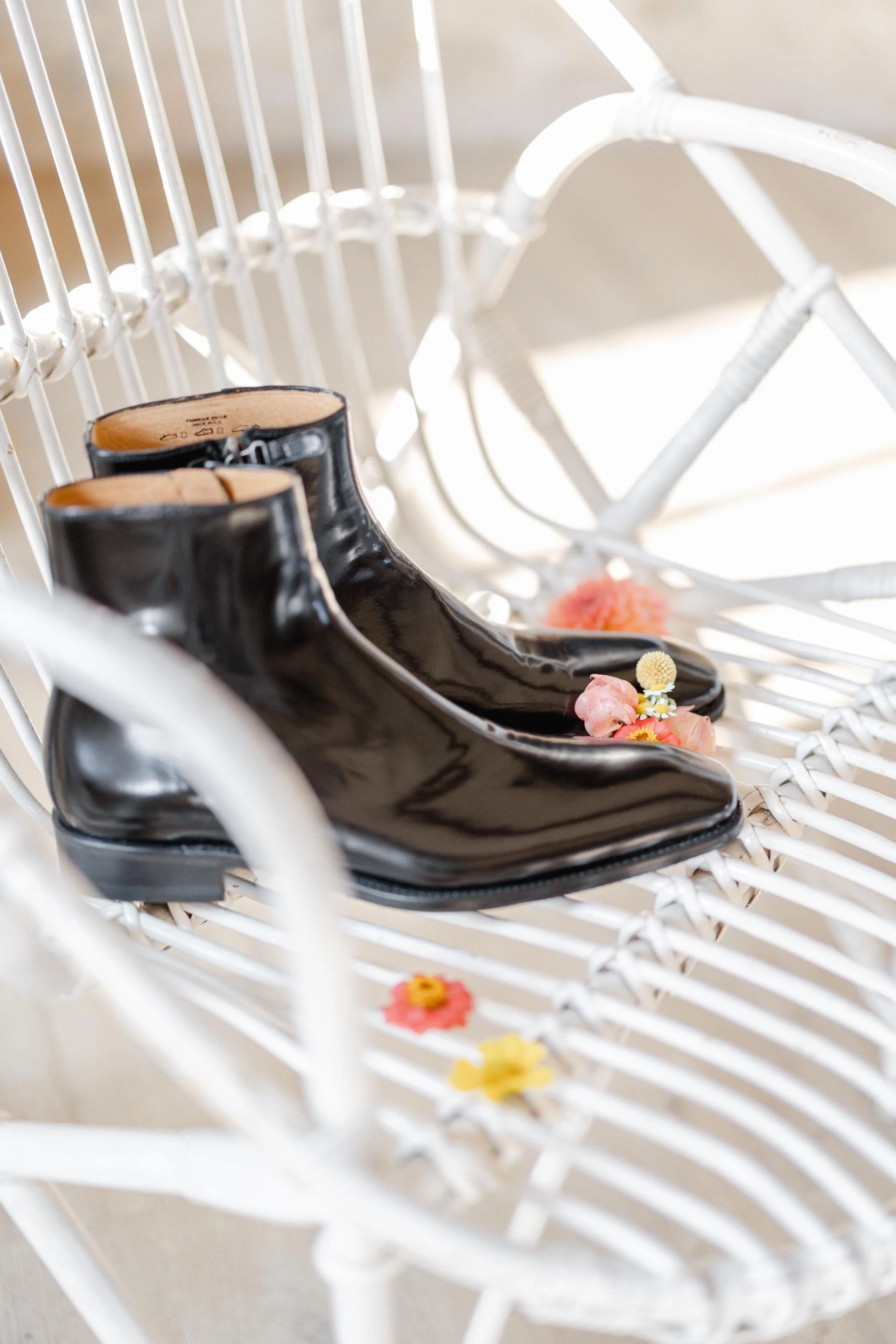 cuir gris marron orange préparatifs